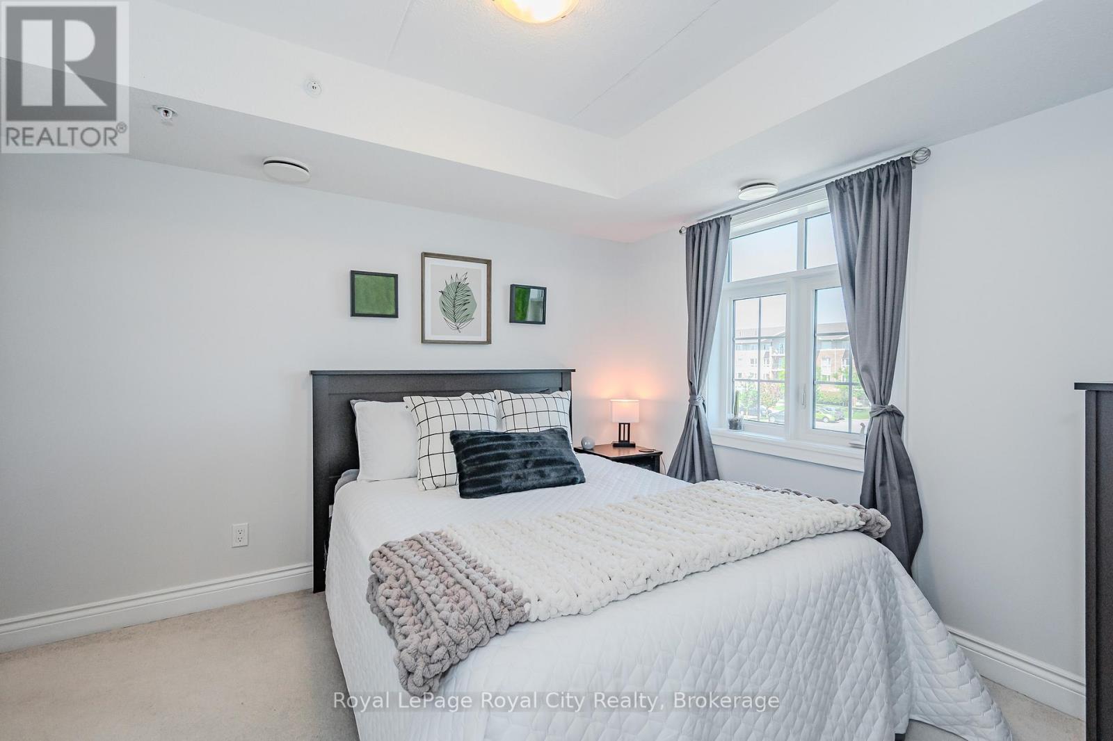 #304 64 FREDERICK DRIVE - 17