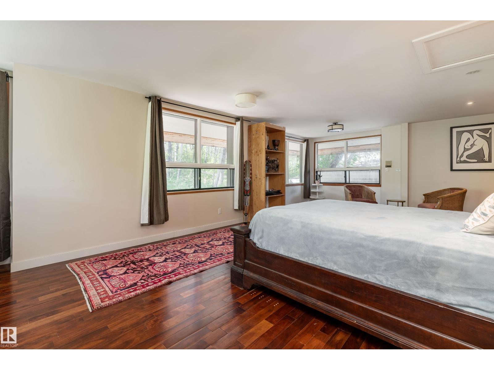 20211 9 AV SW — photo 23