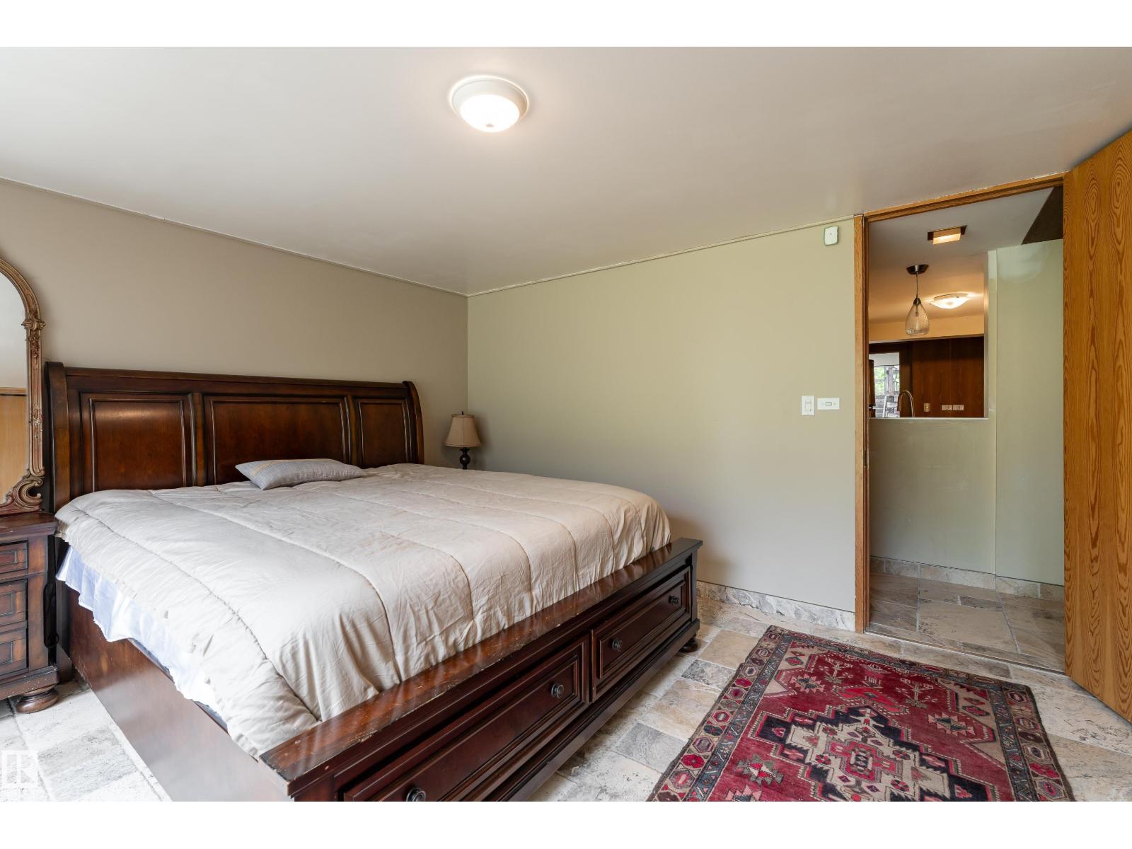 20211 9 AV SW — photo 45