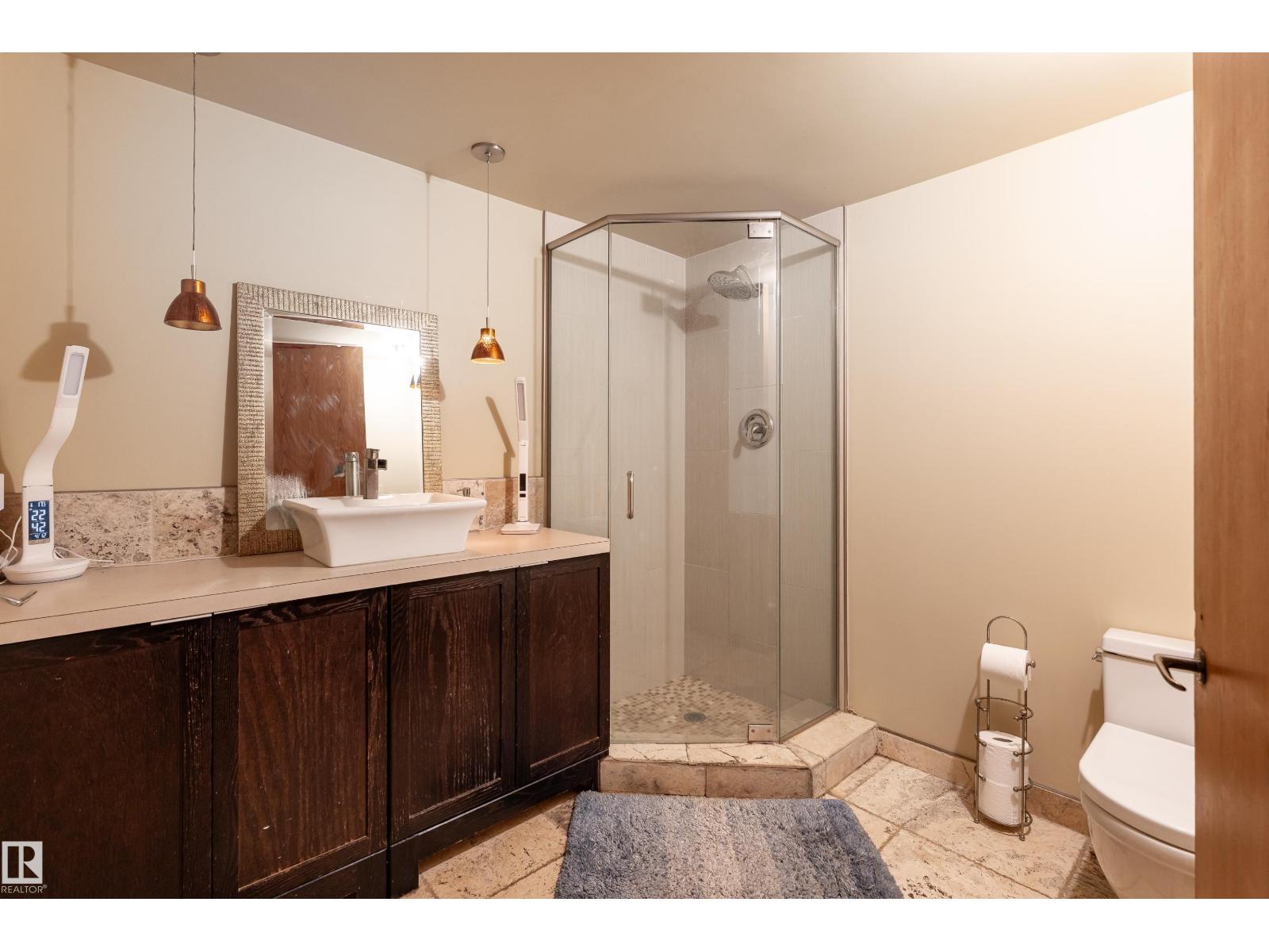 20211 9 AV SW — photo 48