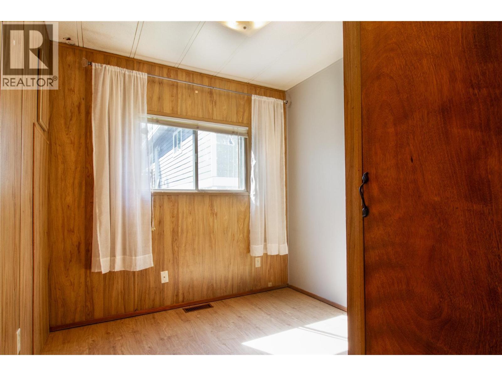 1867 Nixon Road - 14