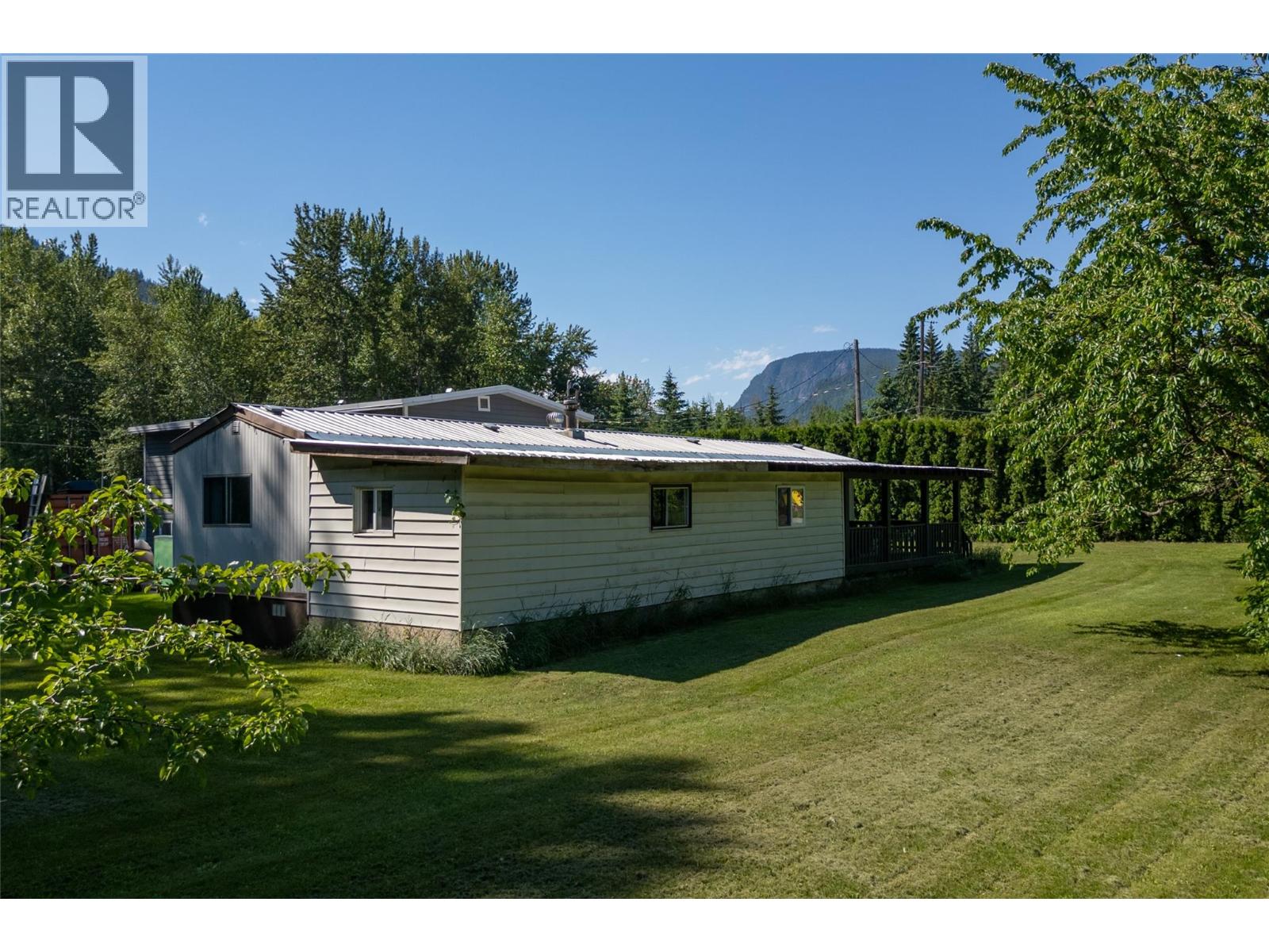 1867 Nixon Road - 3