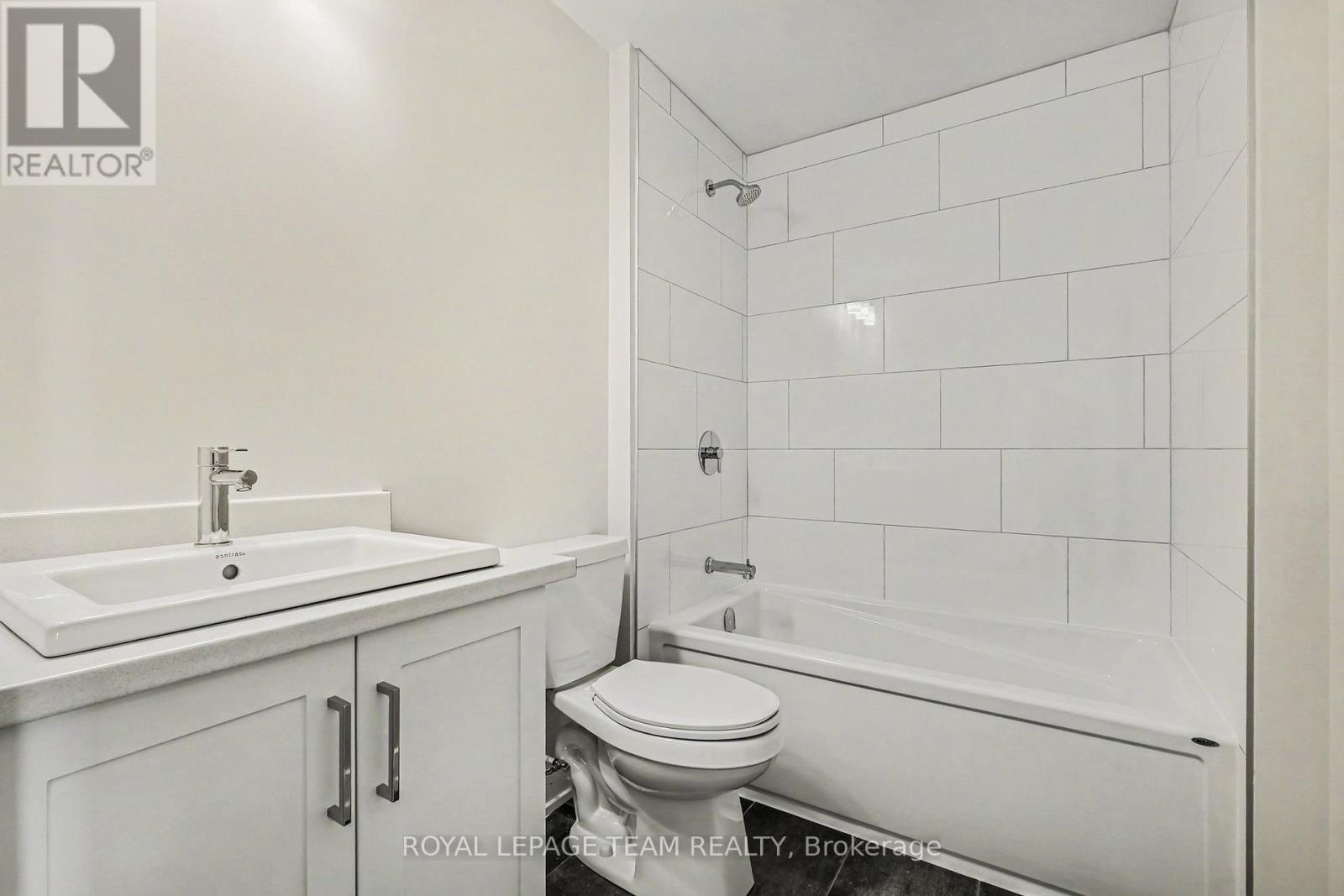 68 DOCTOR AGNES CRAINE DRIVE - 20