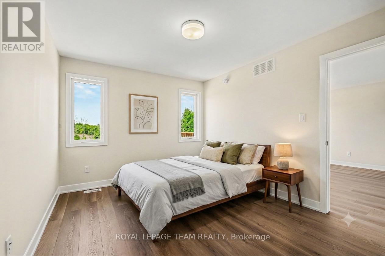 68 DOCTOR AGNES CRAINE DRIVE - 25