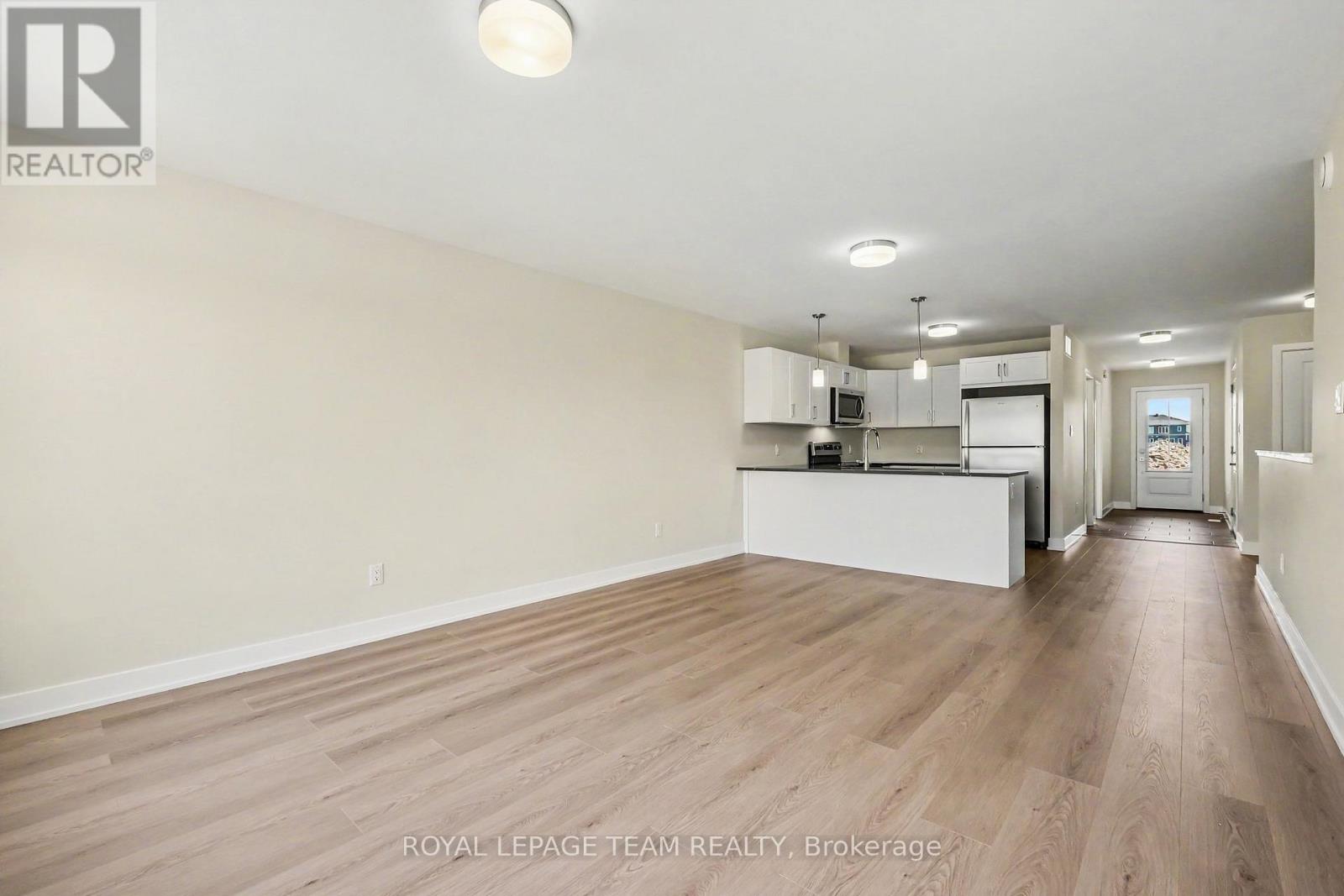 68 DOCTOR AGNES CRAINE DRIVE - 9