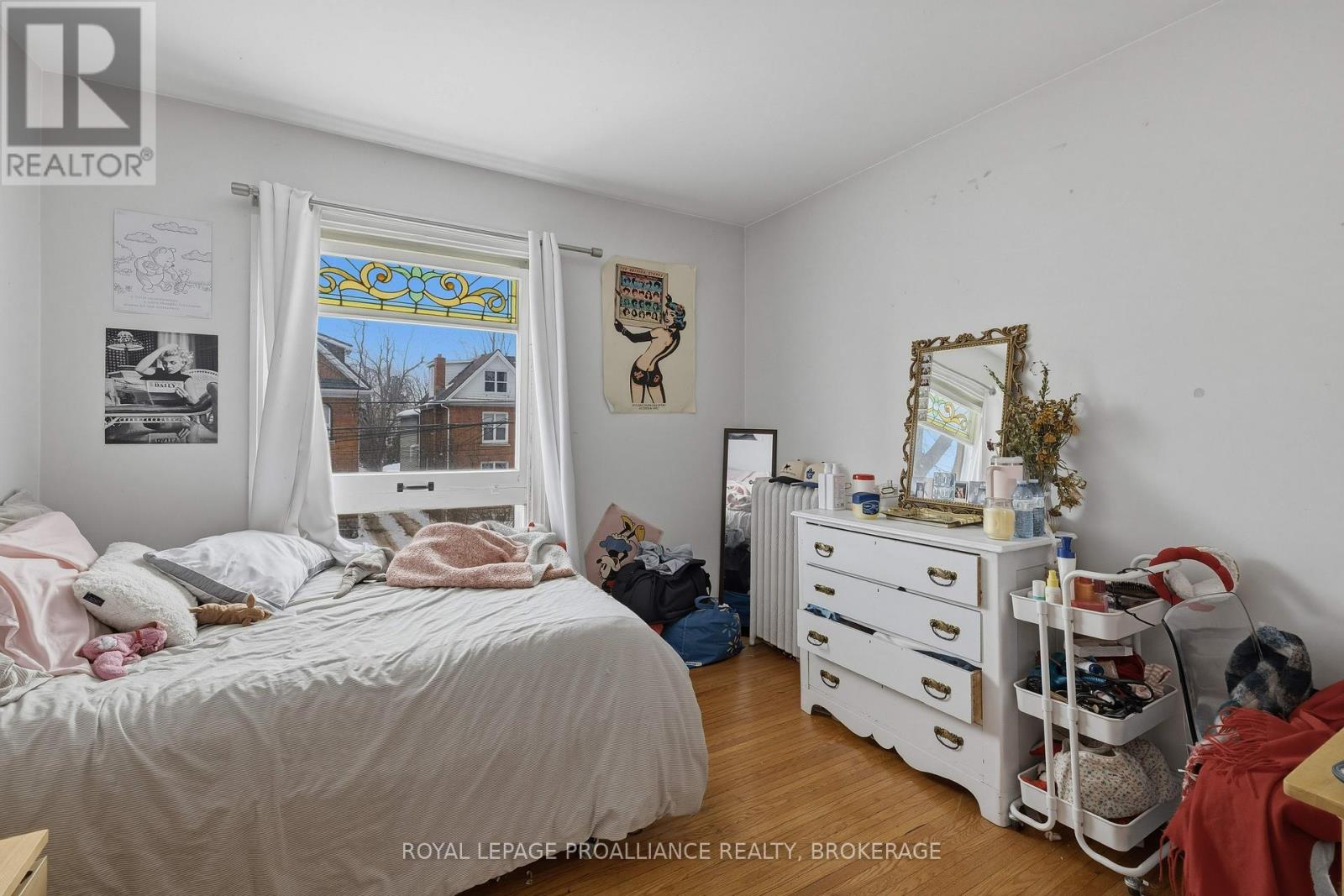 279 FRONTENAC STREET - 15