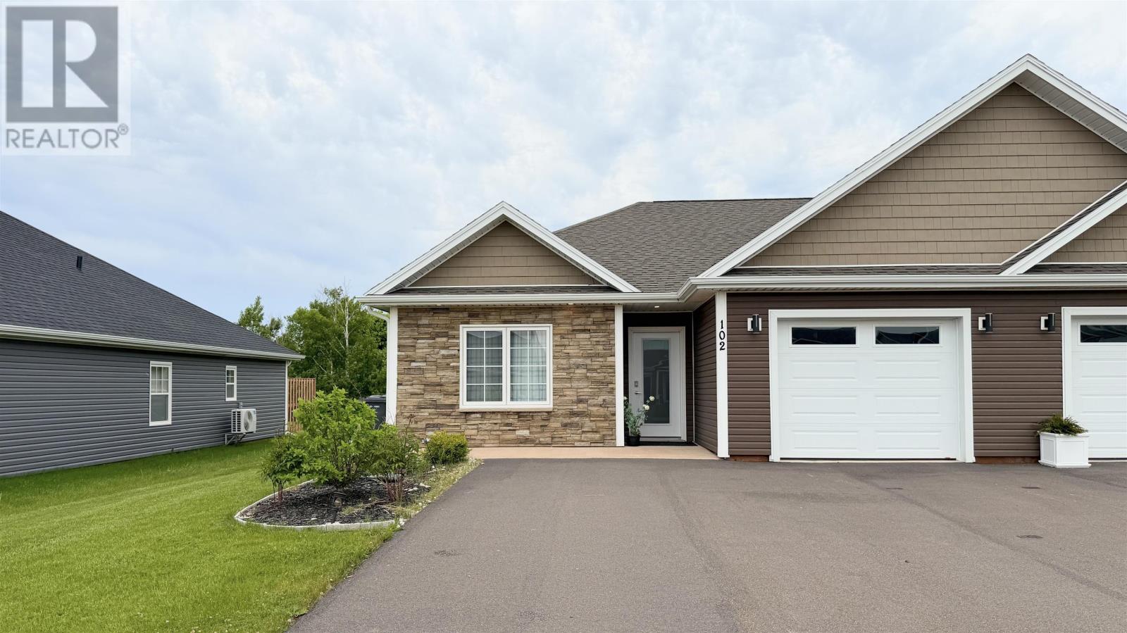 102 Putters Street - 1