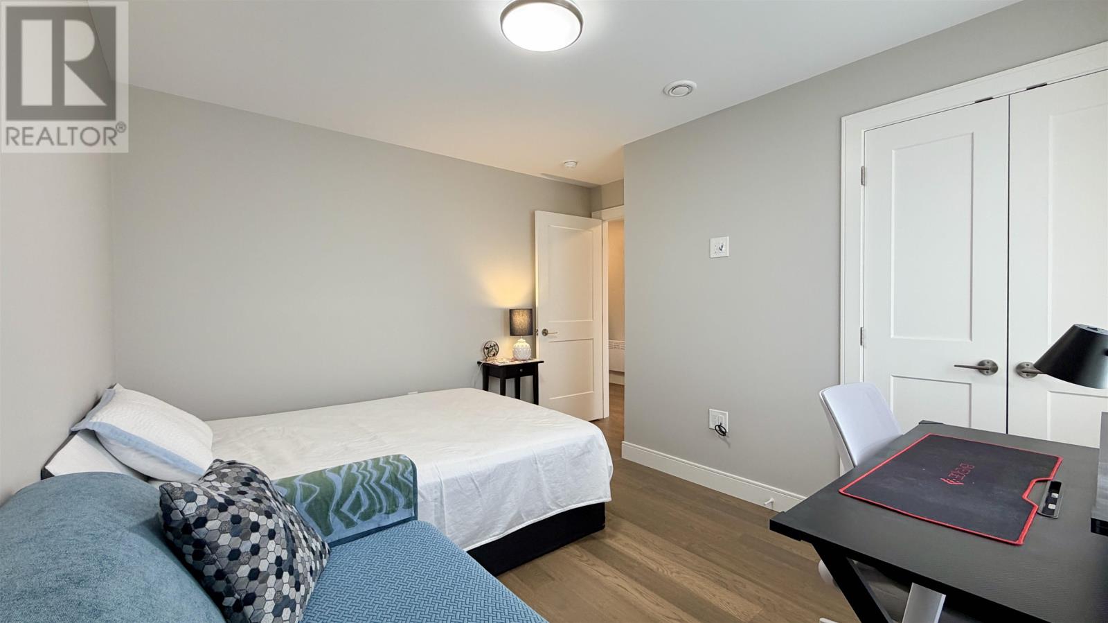102 Putters Street - 23