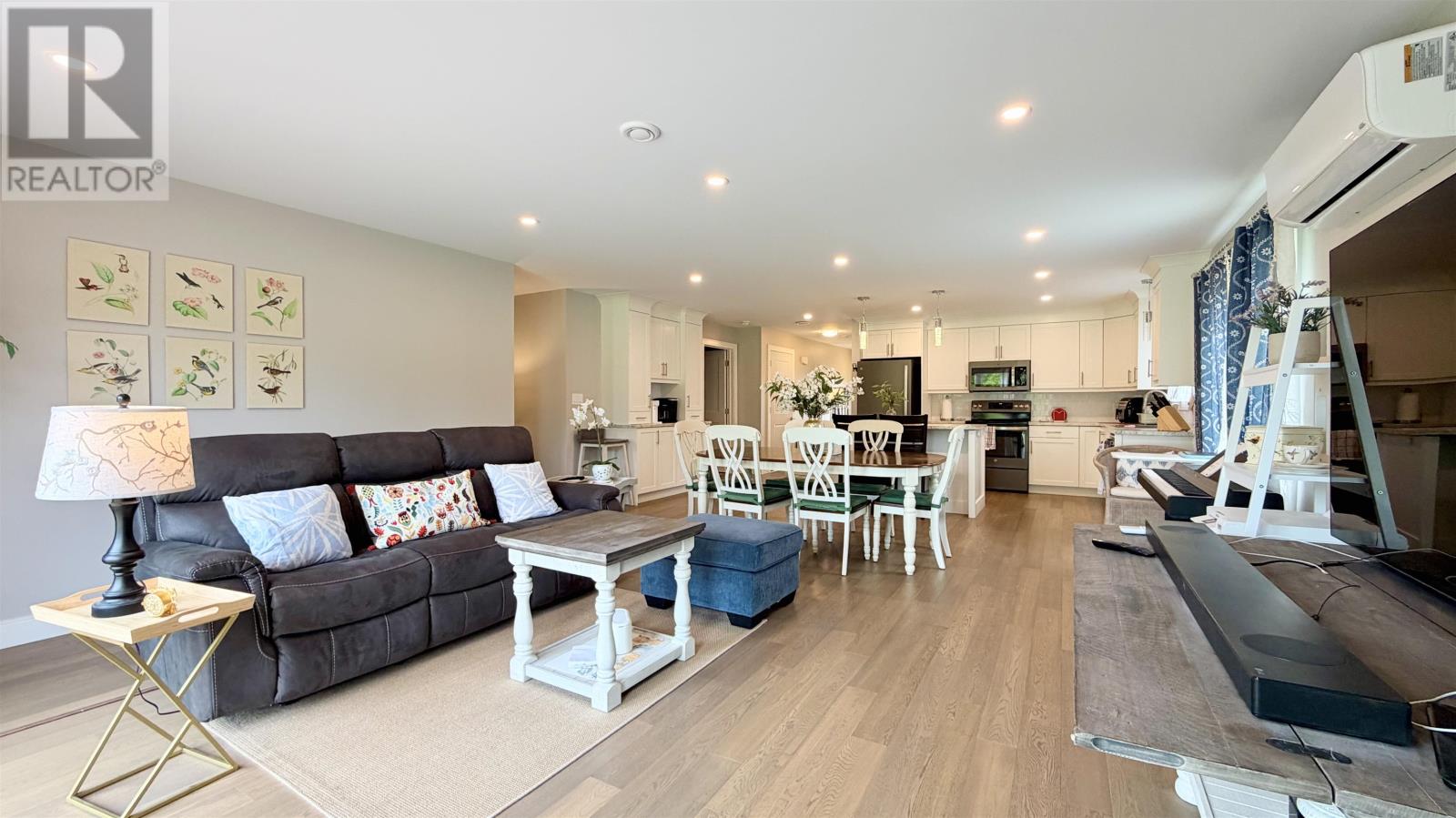 102 Putters Street - 9