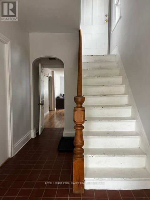 279 FRONTENAC STREET - 5