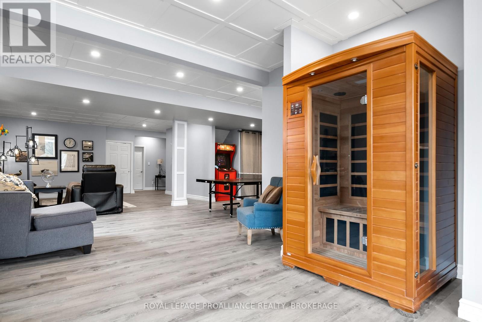 710 KANANASKIS DRIVE - 29
