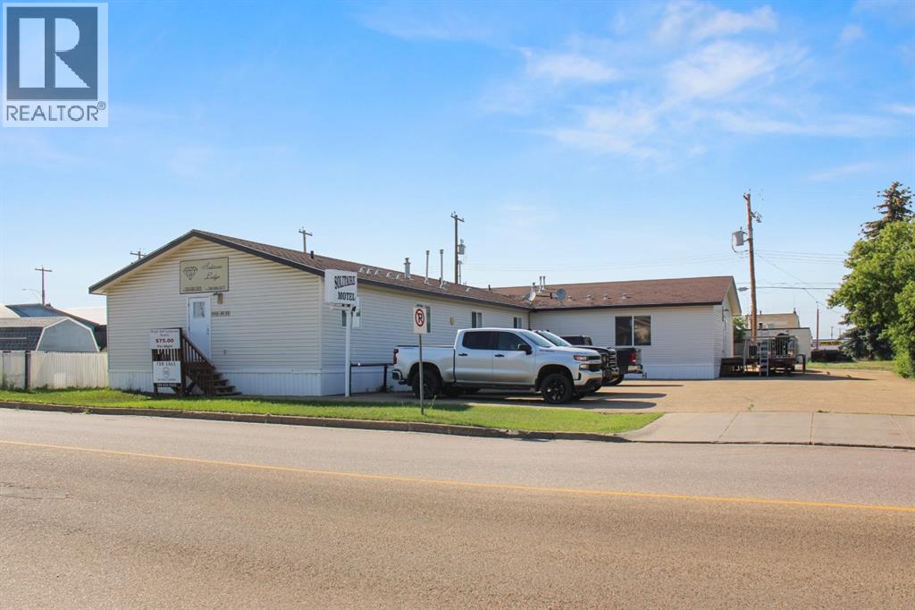 5112 49 Street - photo 2
