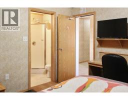 5112 49 Street, Hardisty, AB T0B1V0 Photo 9