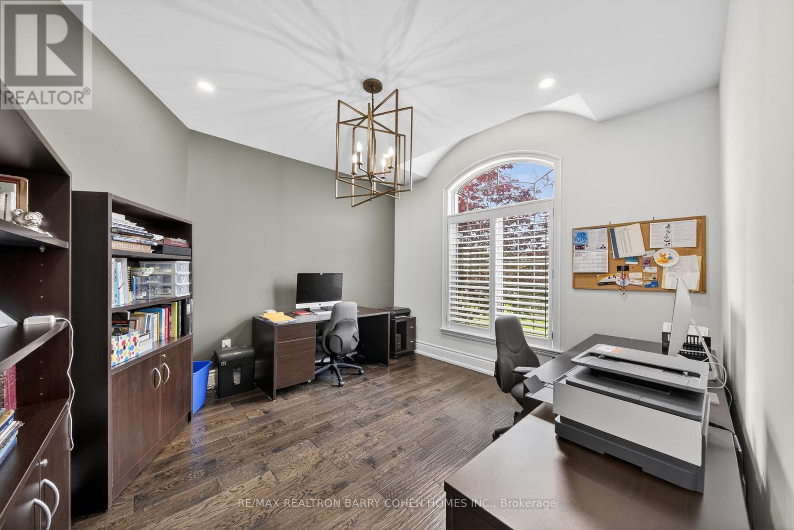 9 WOLFORD COURT - 14