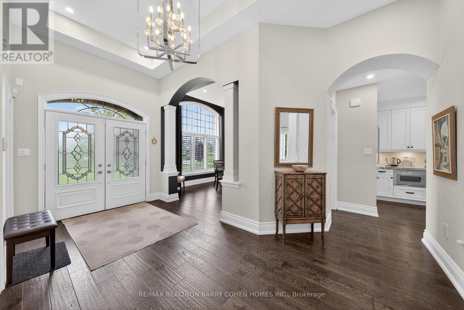 9 WOLFORD COURT - 4