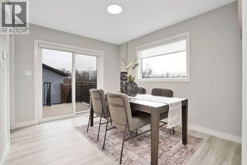 206 Cambridge Way - 11
