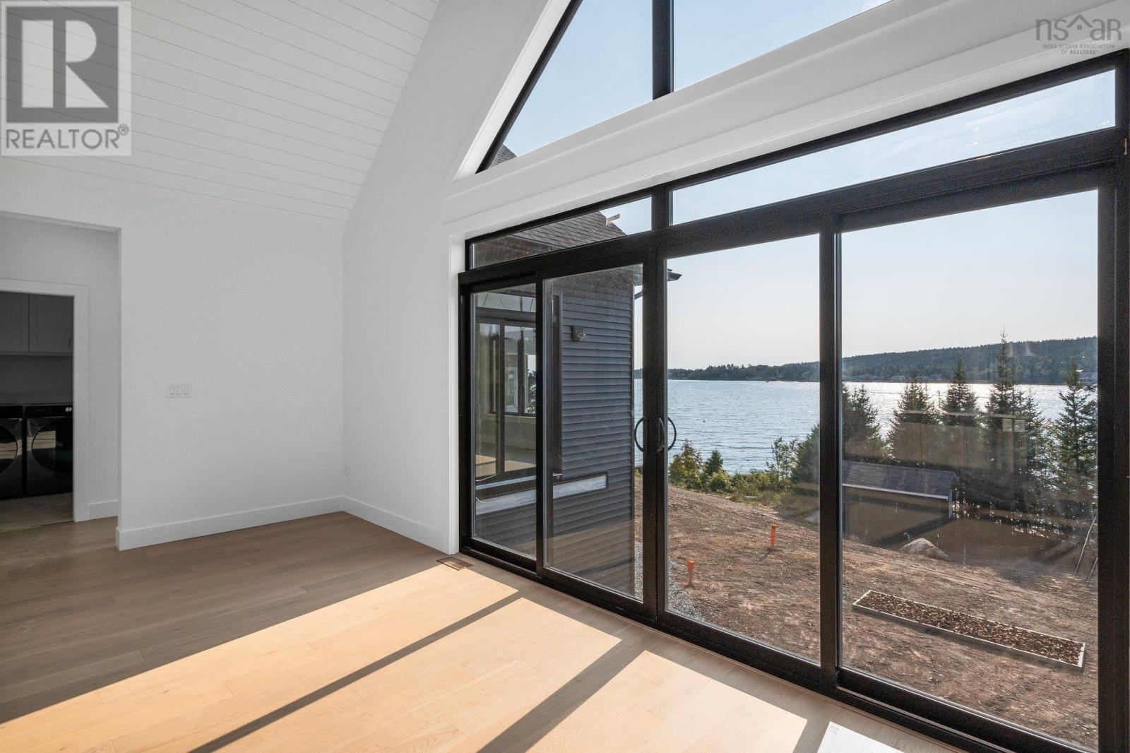 7410 St Margarets Bay Road - 13