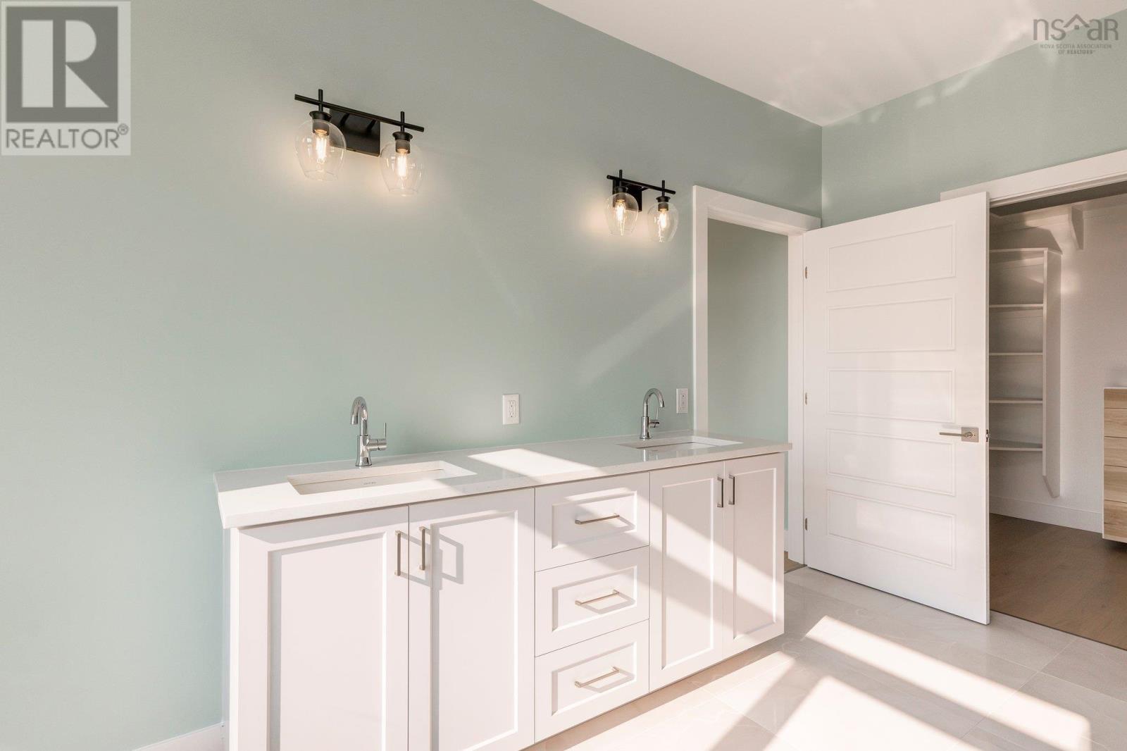 7410 St Margarets Bay Road - 18
