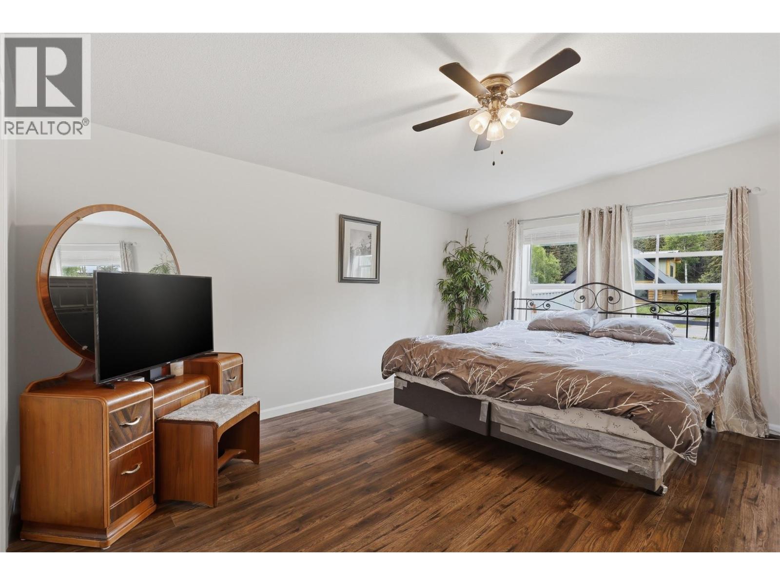 3025 POWELL Road - 19