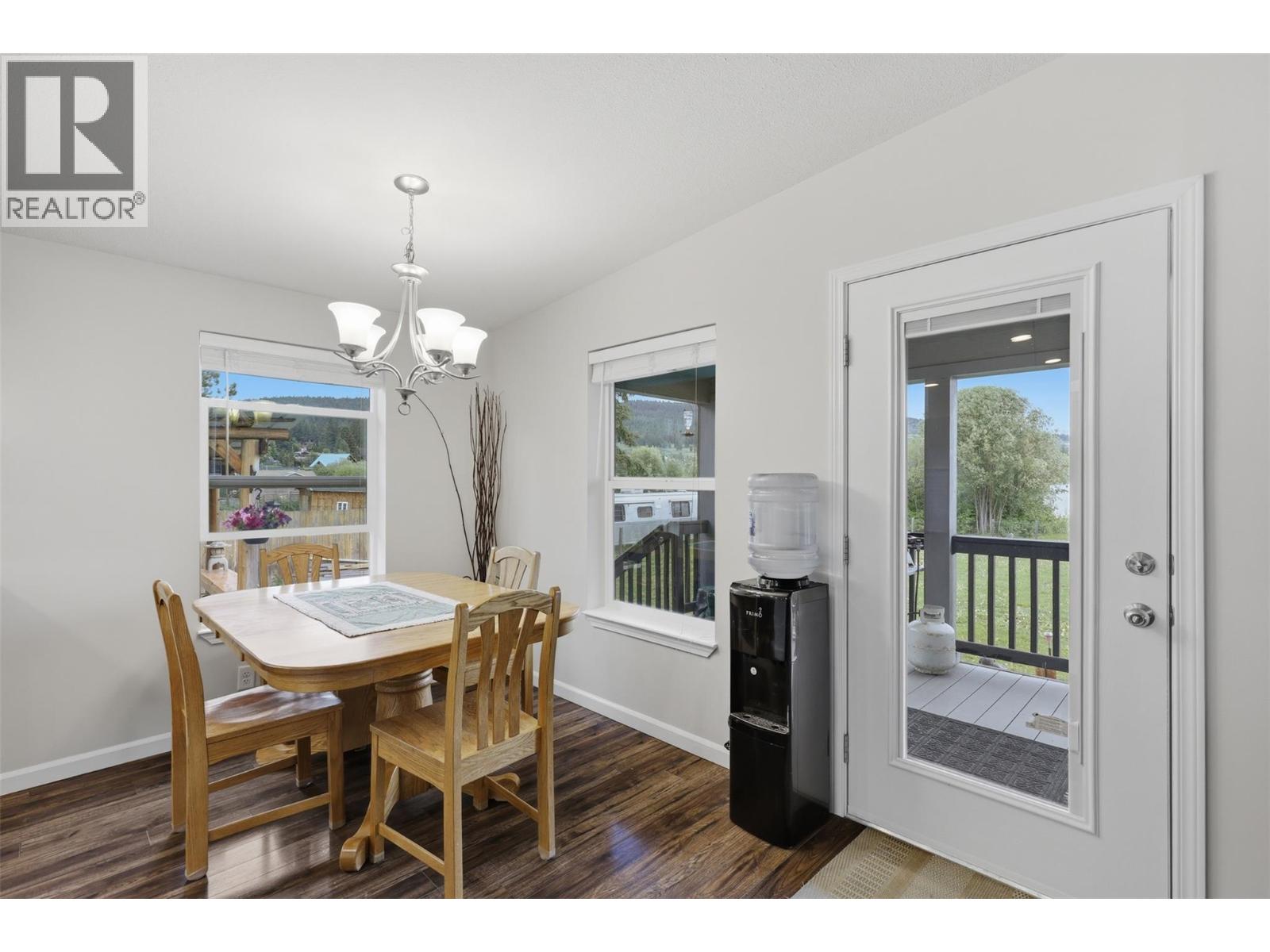 3025 POWELL Road - 10