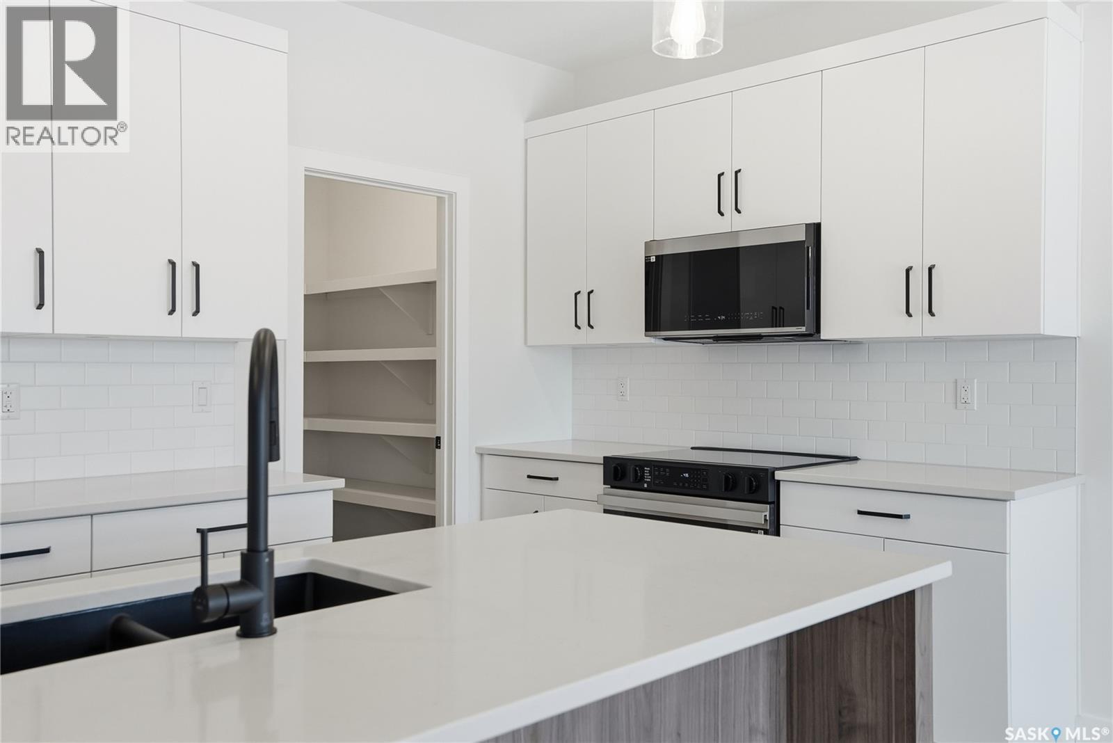 190 Doran WAY - 13