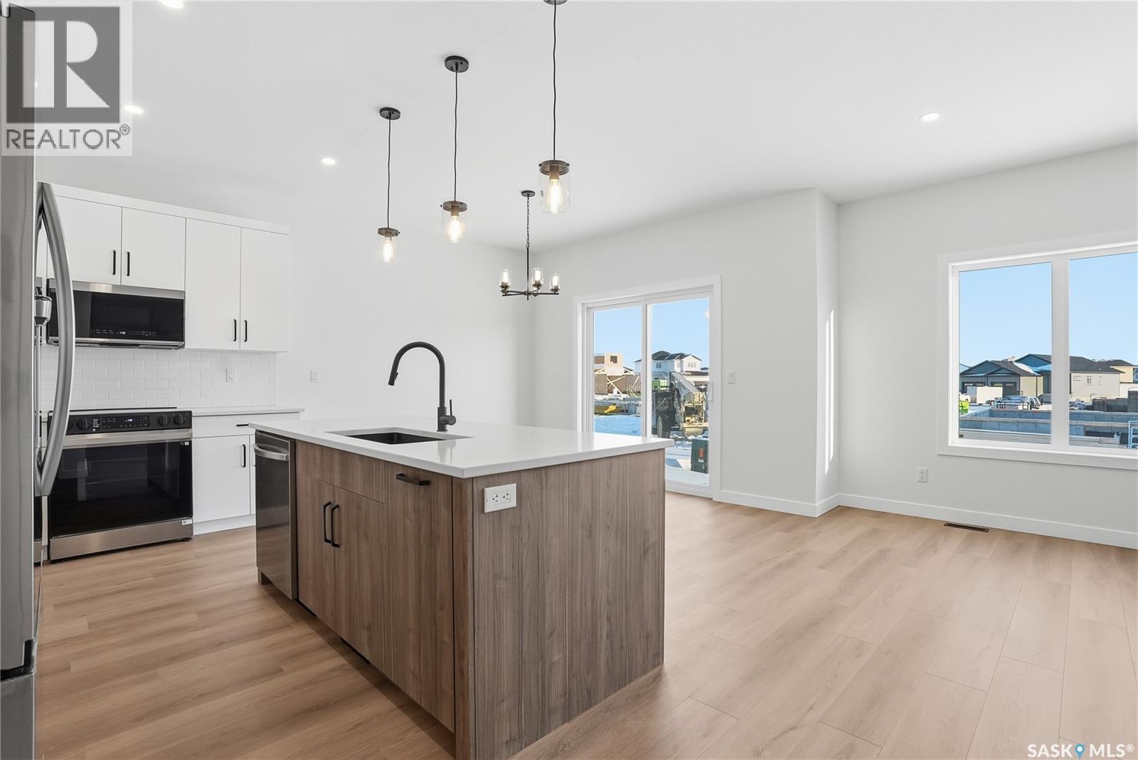 190 Doran WAY - 5