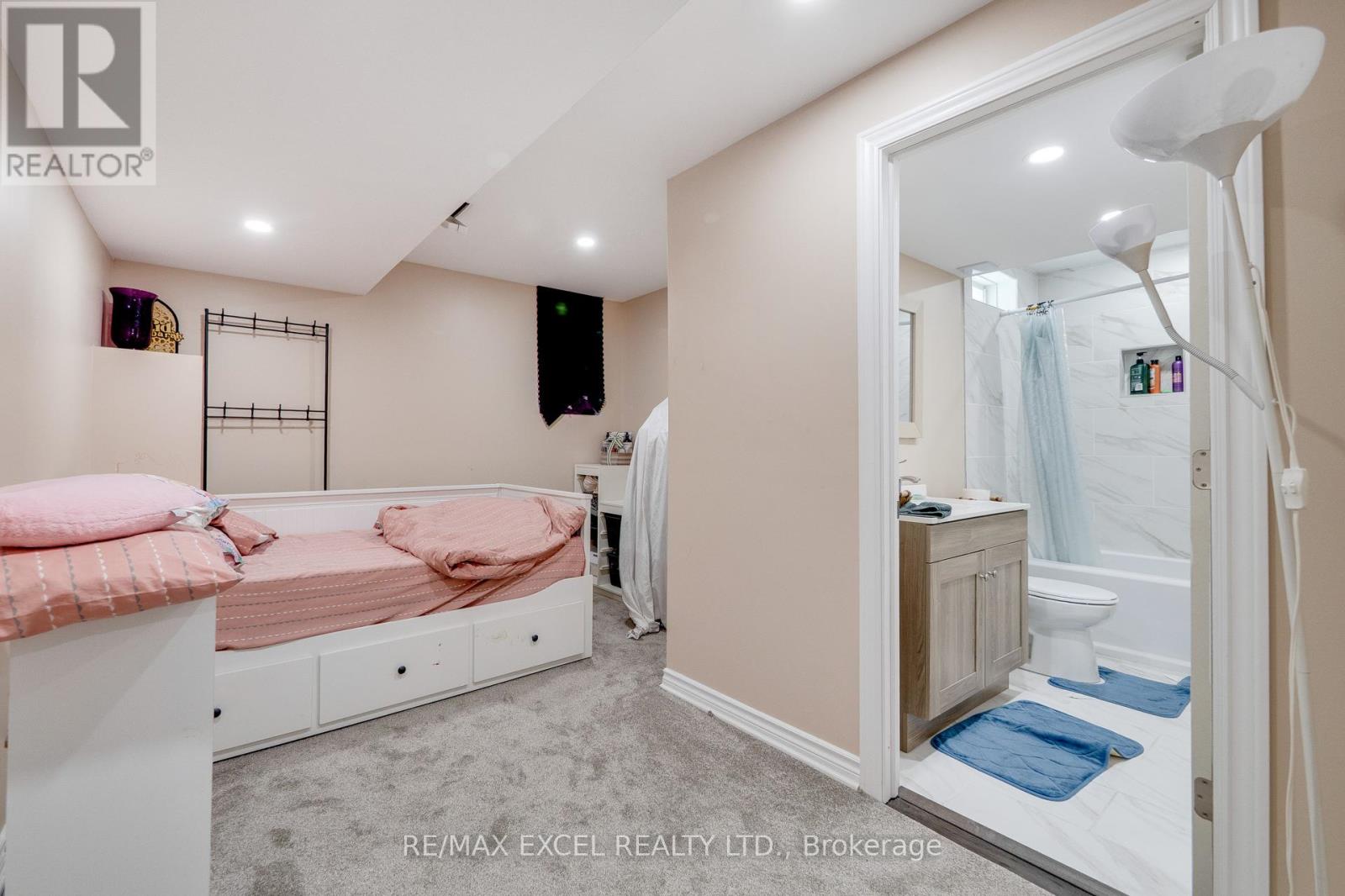5146 PORTER STREET - 46