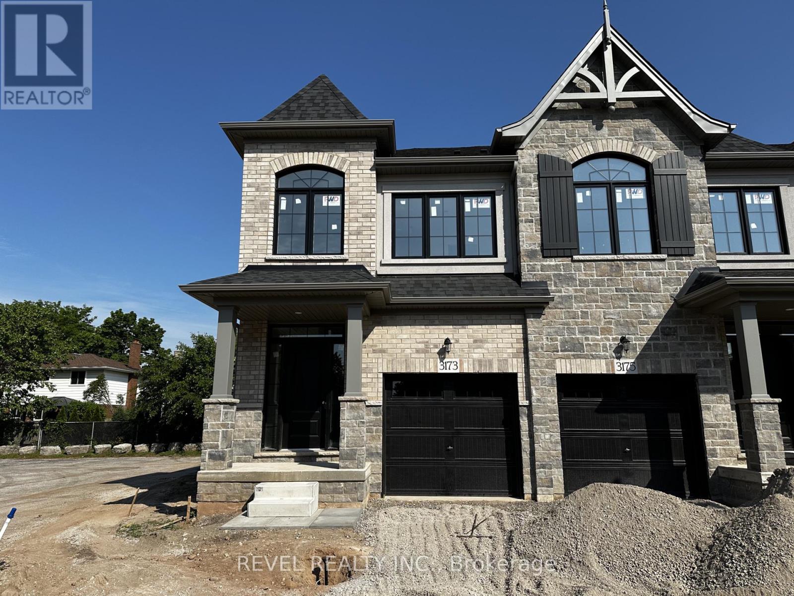 3173 MAPLEHILL DRIVE - 2
