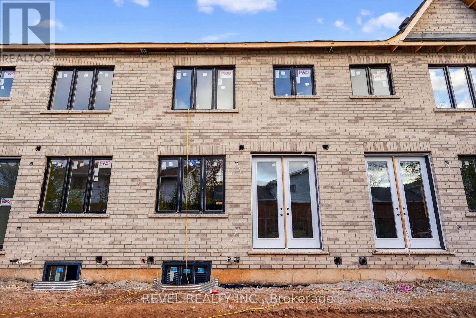 3175 MAPLEHILL DRIVE - 15