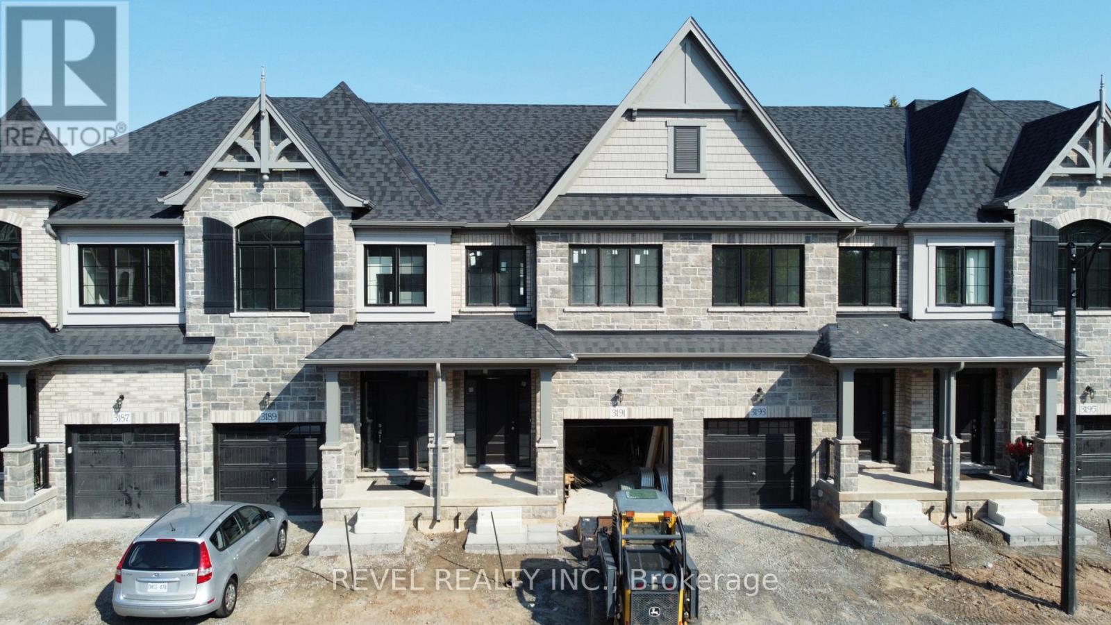 3191 MAPLEHILL DRIVE - 1