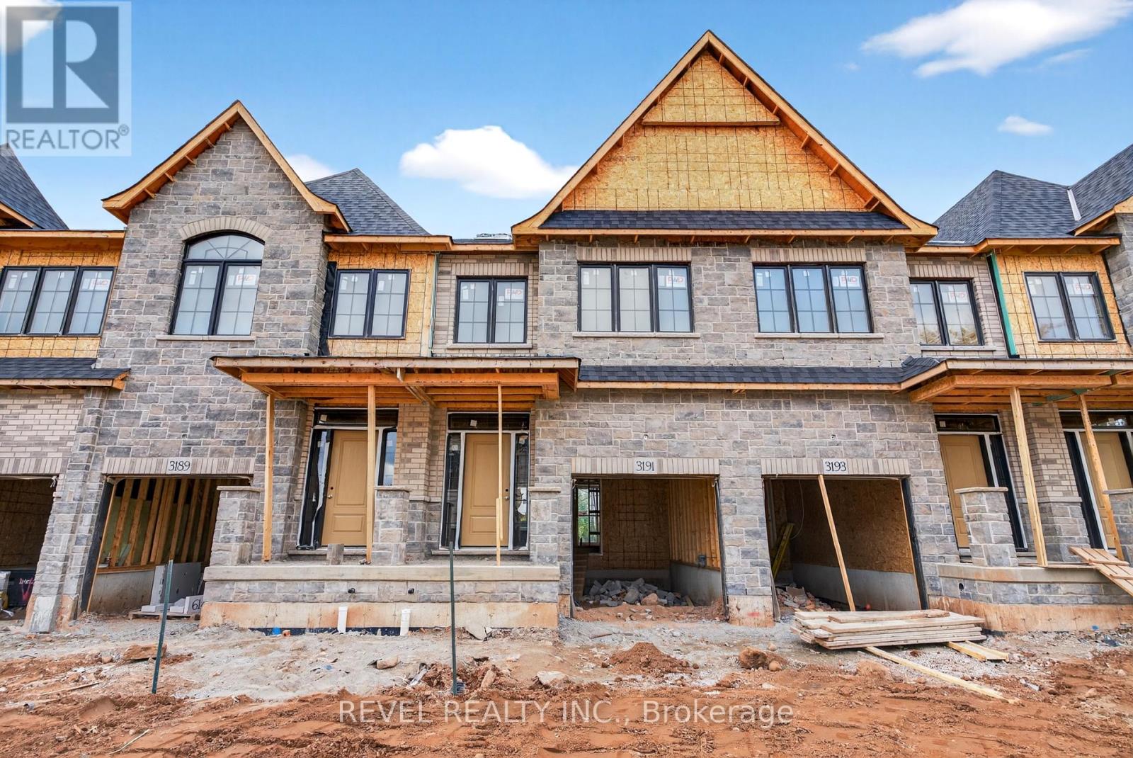 3191 MAPLEHILL DRIVE - 6