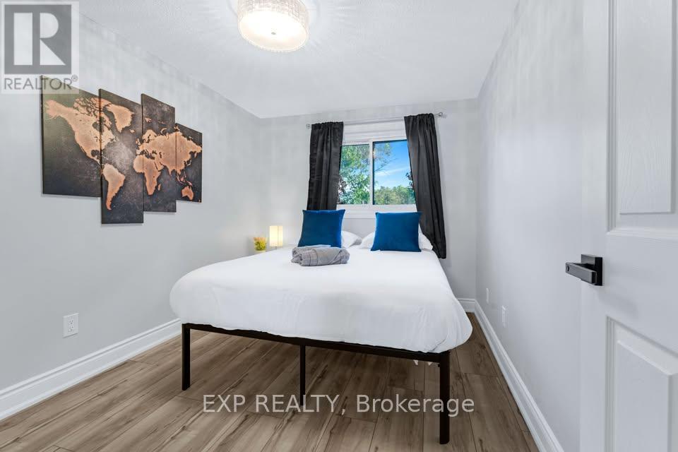 2258 MANCHESTER DRIVE - 16
