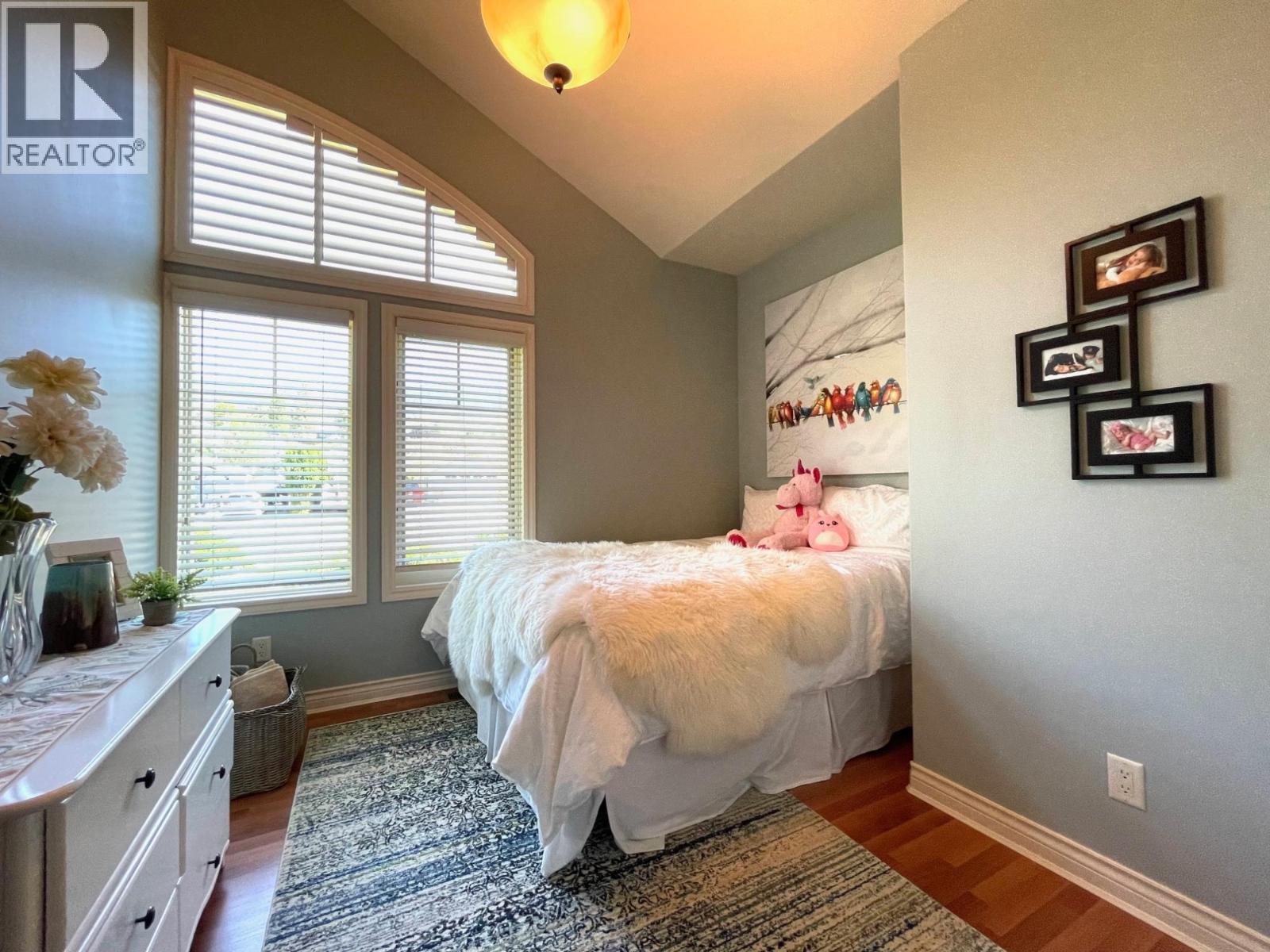 2210 BURGESS Avenue - 16