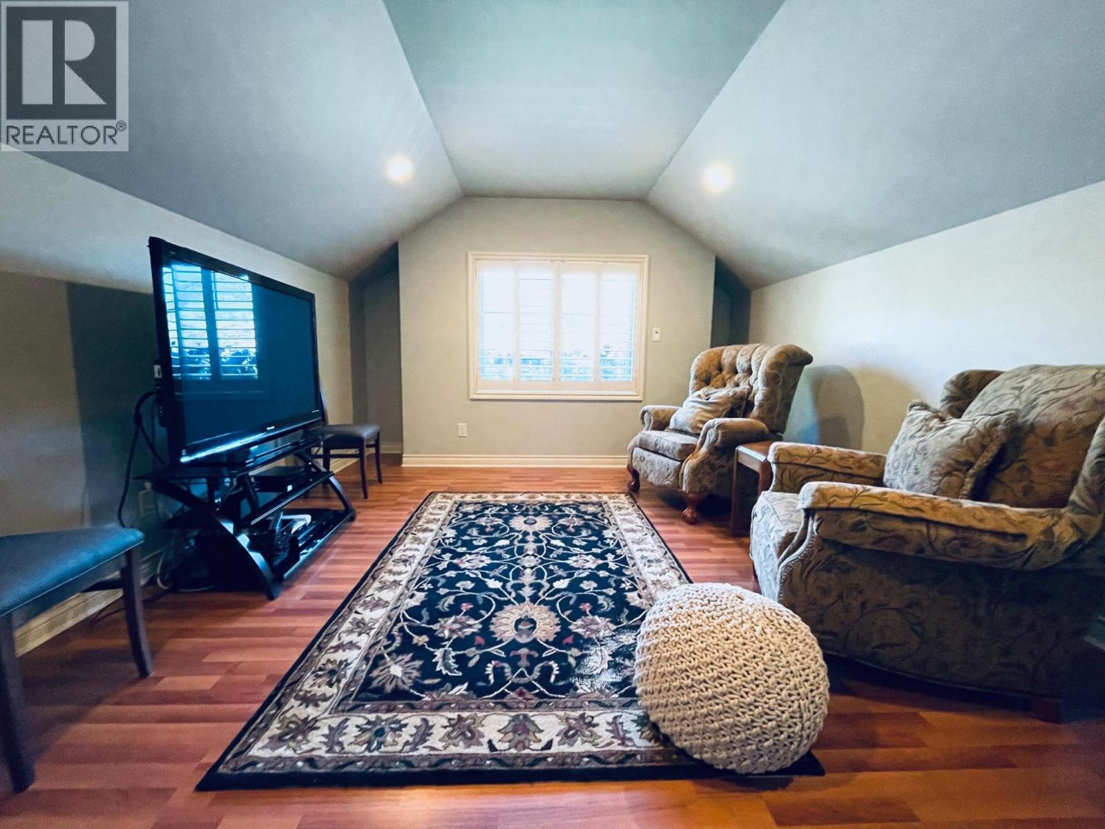2210 BURGESS Avenue - Image 28