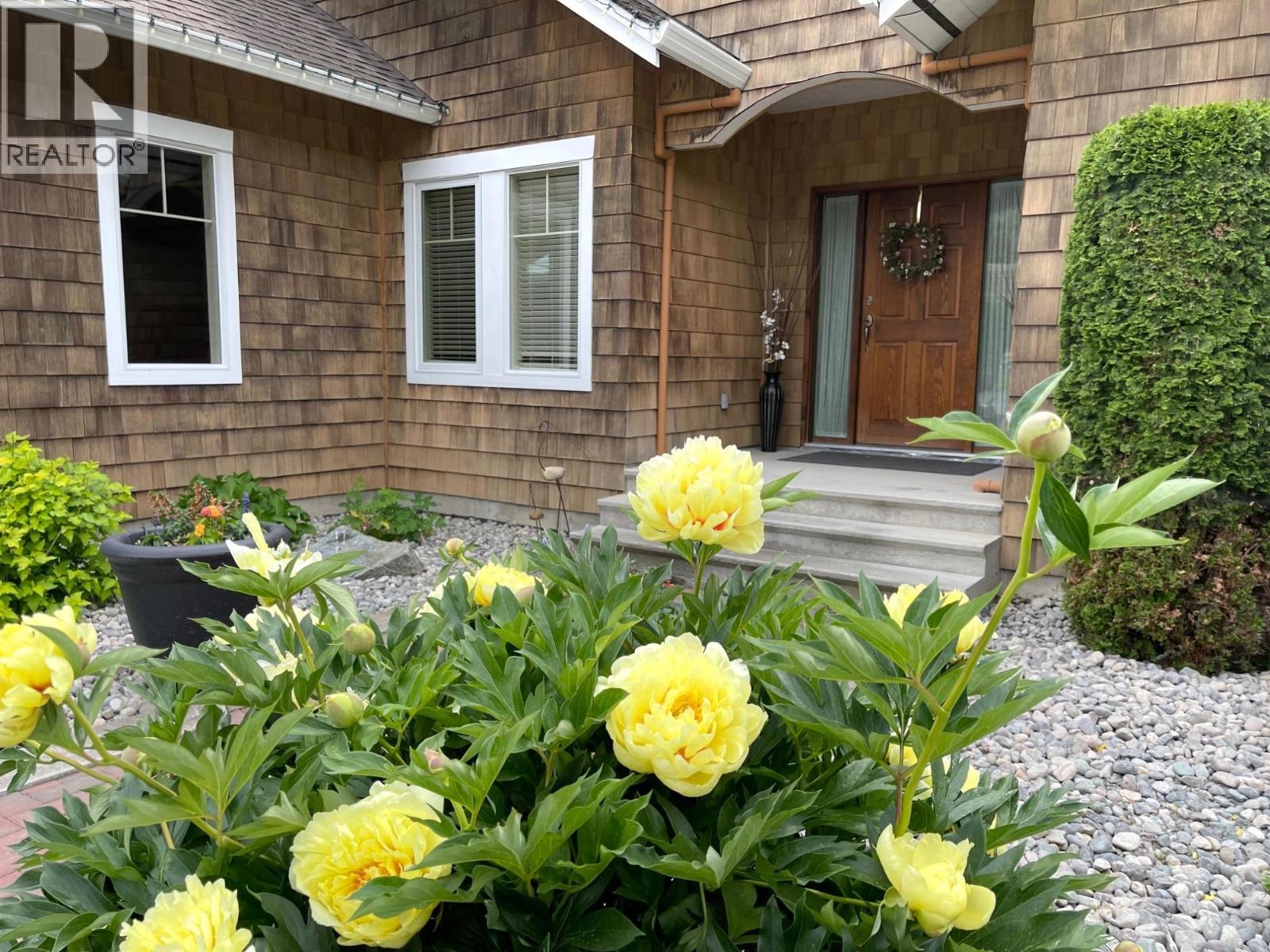 2210 BURGESS Avenue - 39