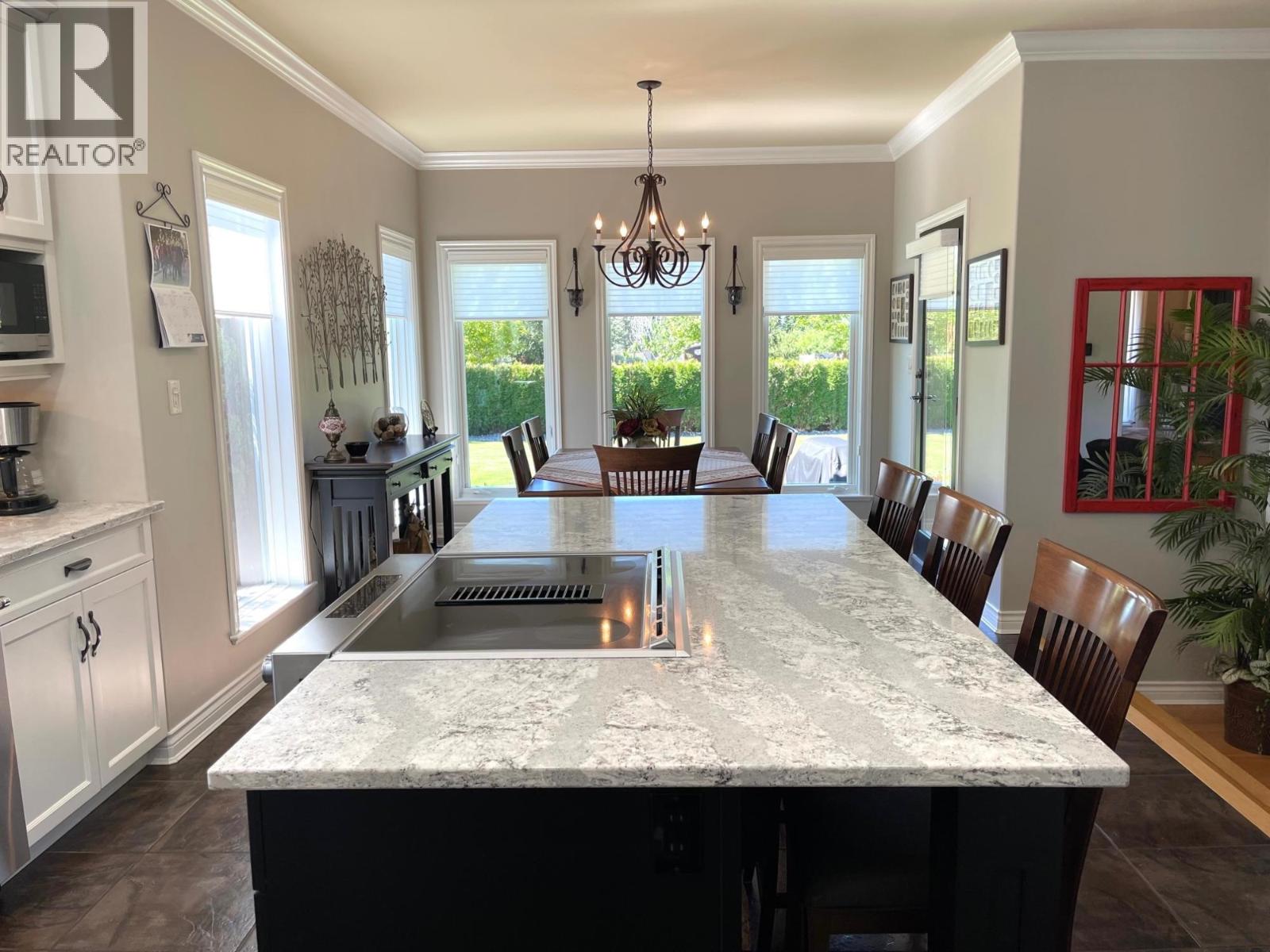 2210 BURGESS Avenue - 5