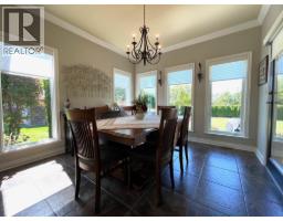 Dining room - 2210 Burgess Avenue, Merritt, BC V1K1R3 Photo 8