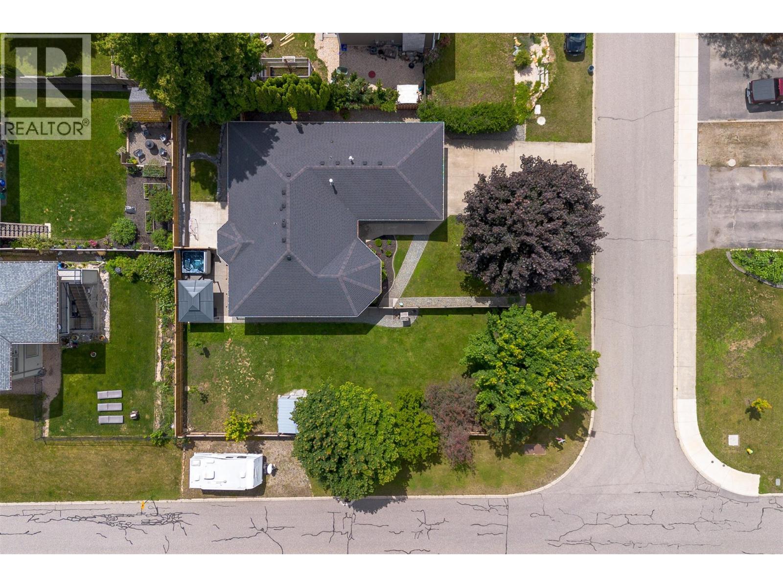 470 23 Street Northeast, Salmon Arm