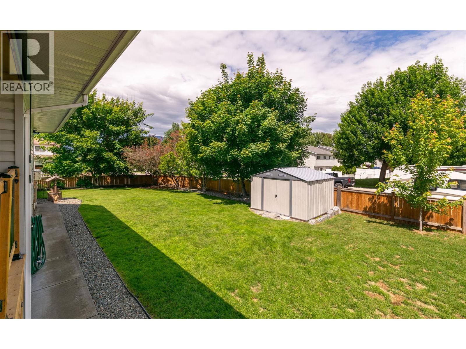  470 23 Street Northeast, Salmon Arm