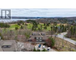 201 - 1 Tree Tops Lane, Huntsville, ON P1H1A9 Photo 11