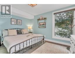 Bedroom 3 - 201 - 1 Tree Tops Lane, Huntsville, ON P1H1A9 Photo 6