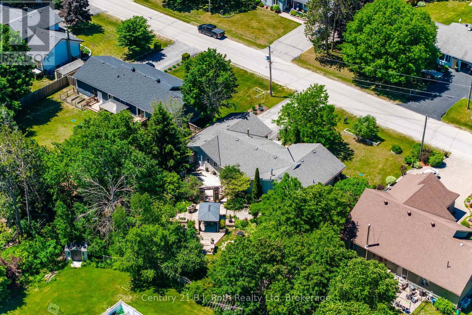 59 WITHALL GROVE - Image 47