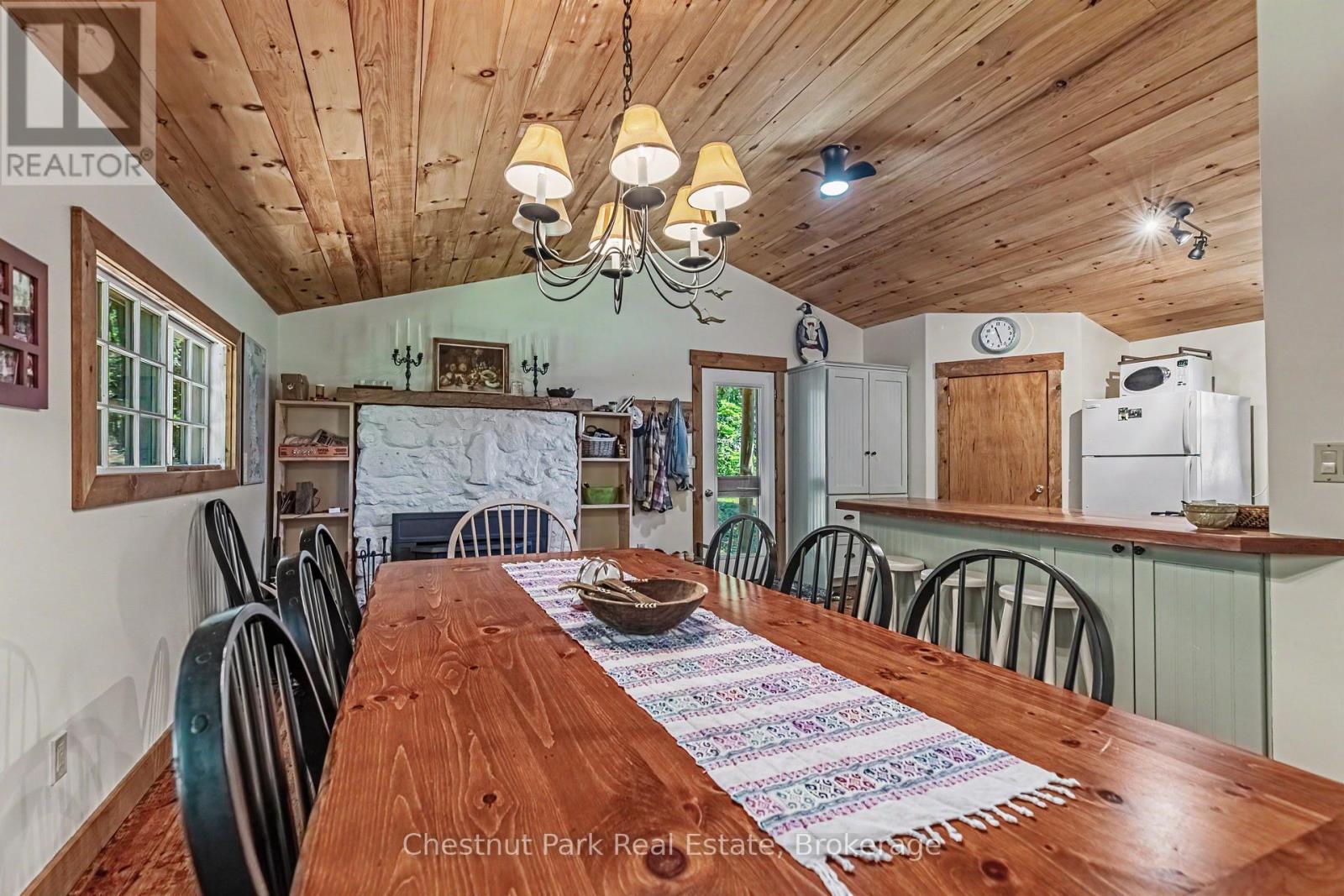 79 PINE TREE HARBOUR ROAD - 19