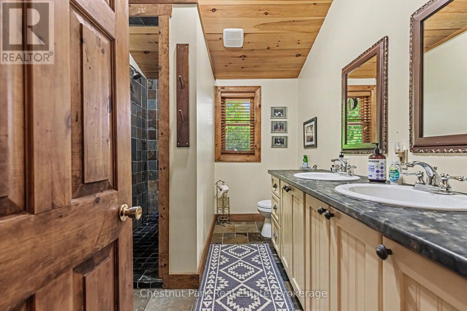 79 PINE TREE HARBOUR ROAD - 27