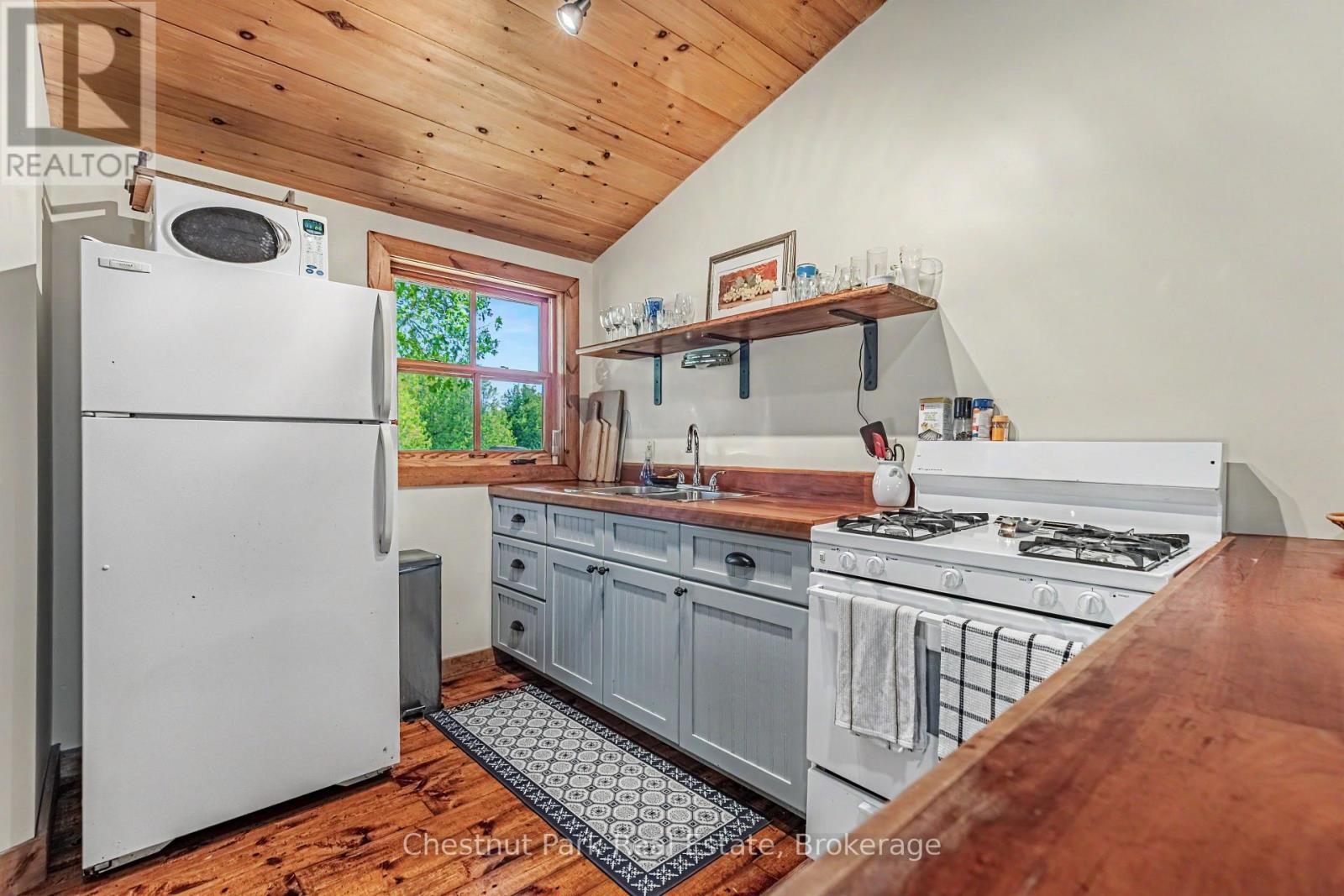 79 PINE TREE HARBOUR ROAD - 23