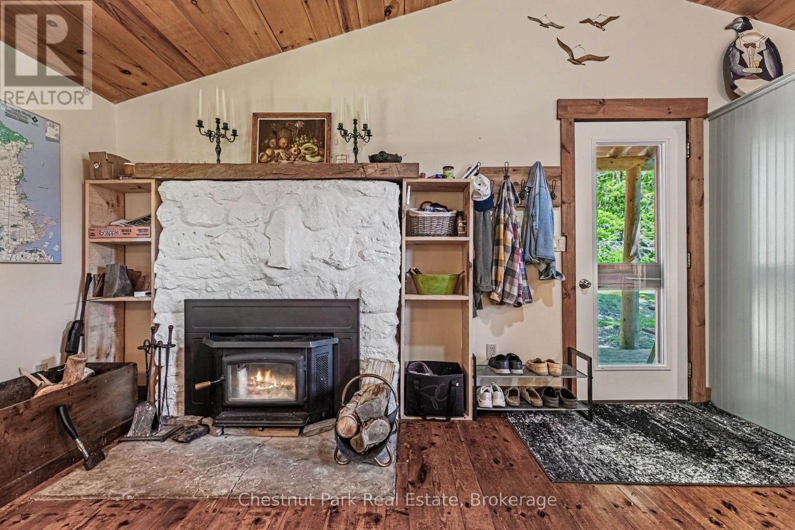 79 PINE TREE HARBOUR ROAD - 26