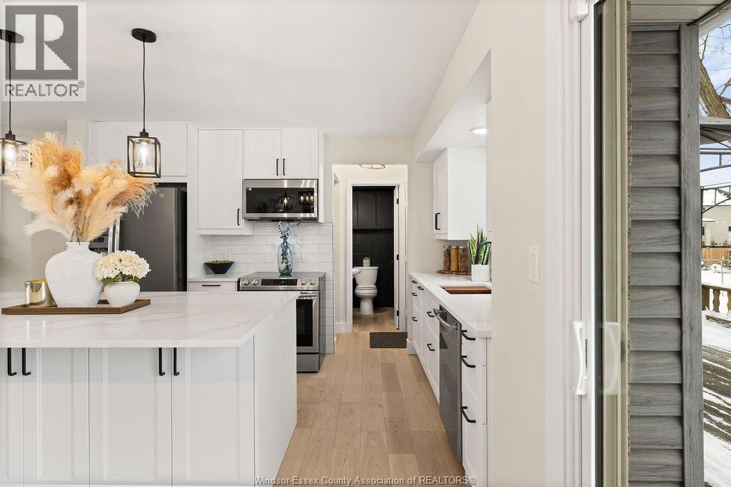 4385 HURON CHURCH LINE ROAD - 15