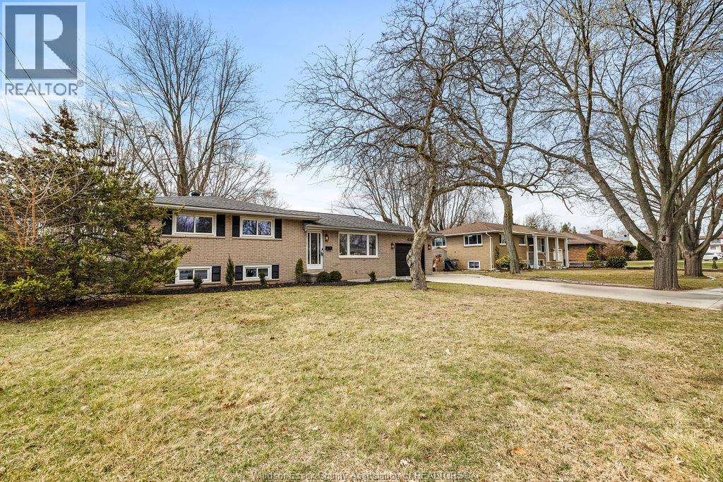 4385 HURON CHURCH LINE ROAD - 2