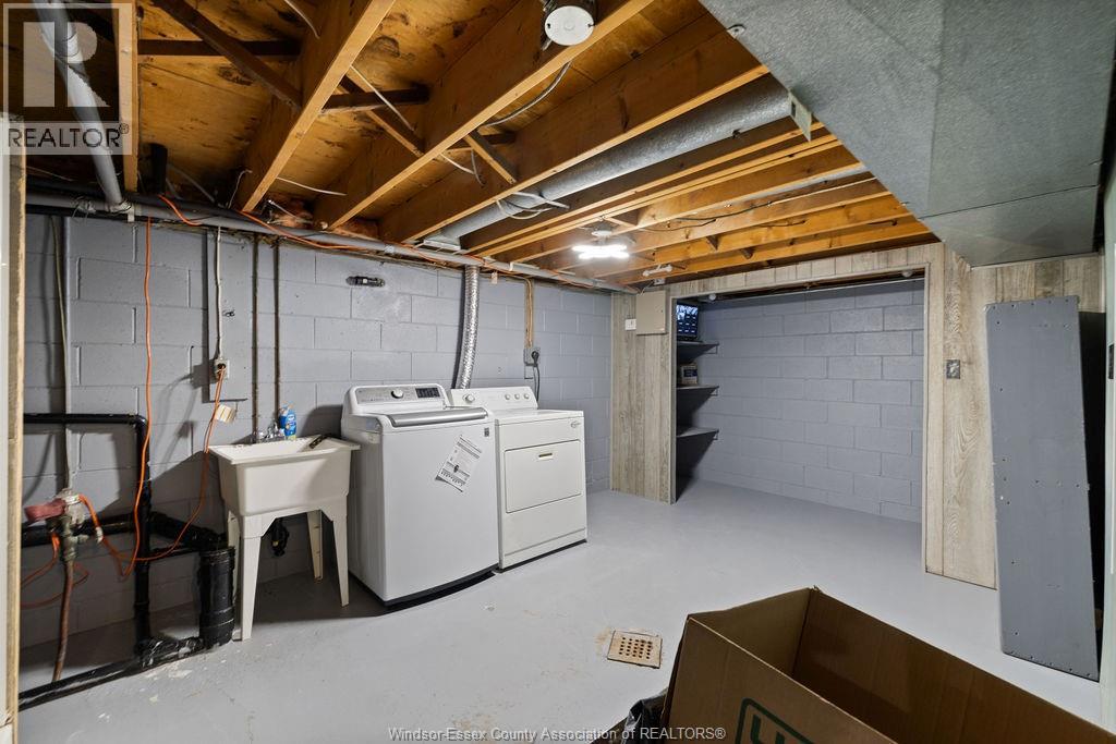 4385 HURON CHURCH LINE ROAD - 28