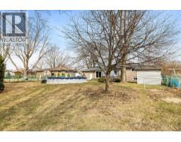 4385 Huron Church Line Road, Lasalle, ON N8H1H3 Photo 33